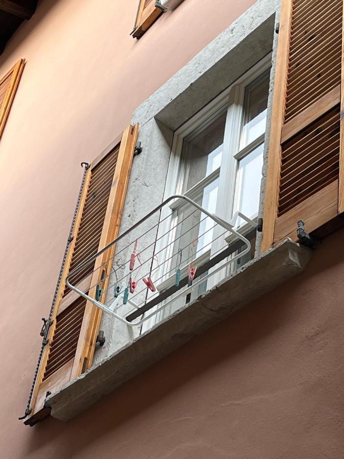 La Piccola Casa Al Lago - Intera Casa Con 3 Camere E 2 Box Salò Eksteriør bilde