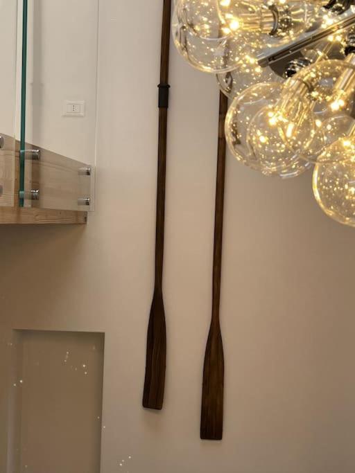 La Piccola Casa Al Lago - Intera Casa Con 3 Camere E 2 Box Salò Eksteriør bilde